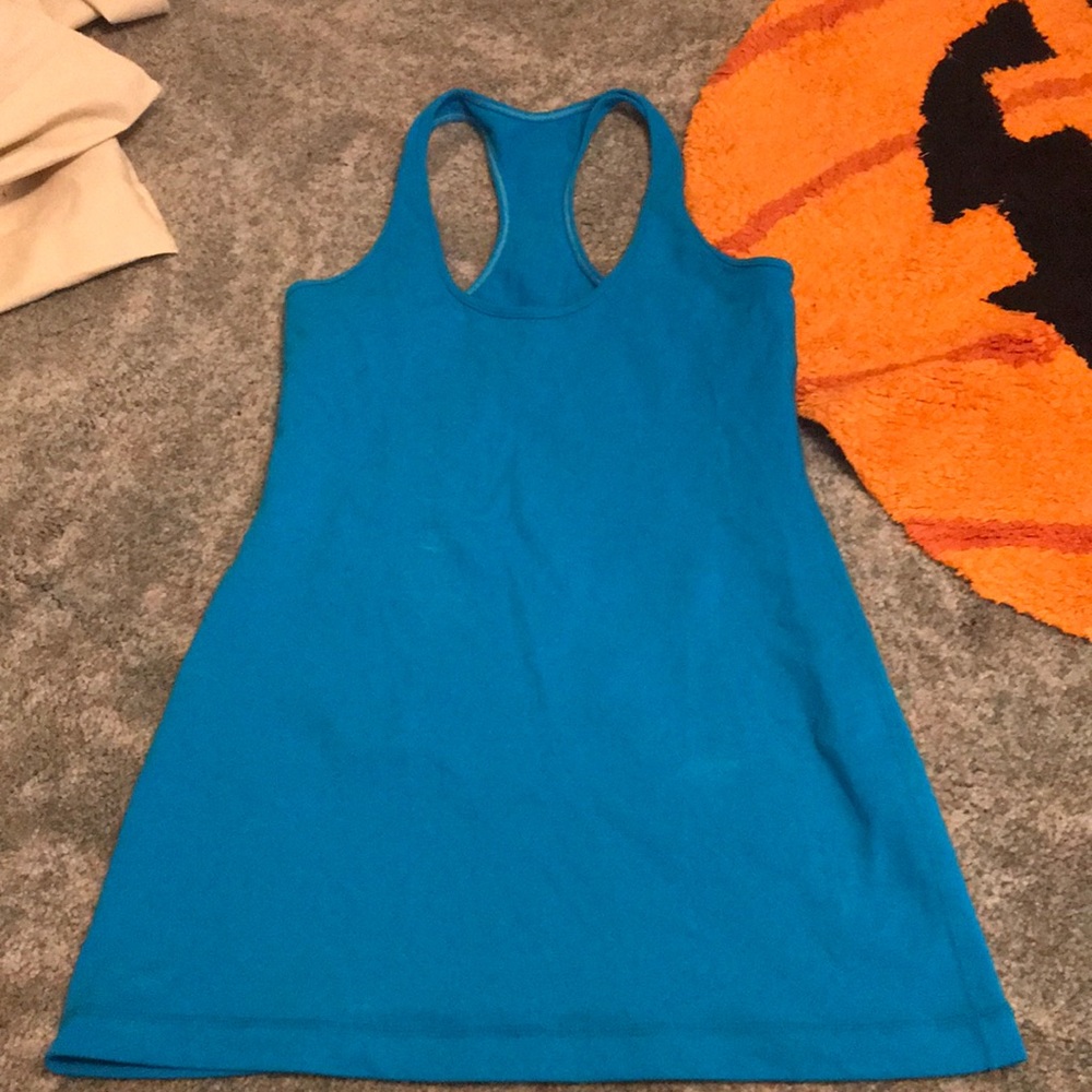 Lululemon tank top